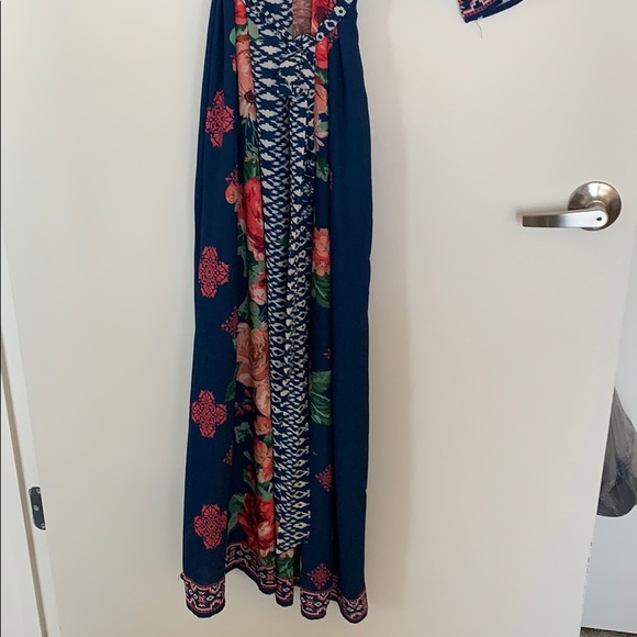 New Floral Wrap Dress - Picture 3 of 5
